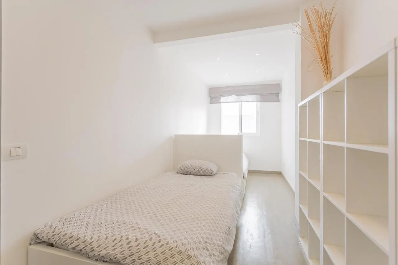 Modern 3 Bedroom Duplex Adeje City Center Wifi Costa Adeje  Prázdninový dům Costa Adeje (Tenerife)